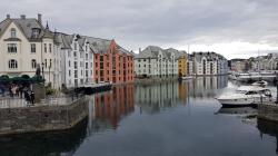 Hafen von Alesund